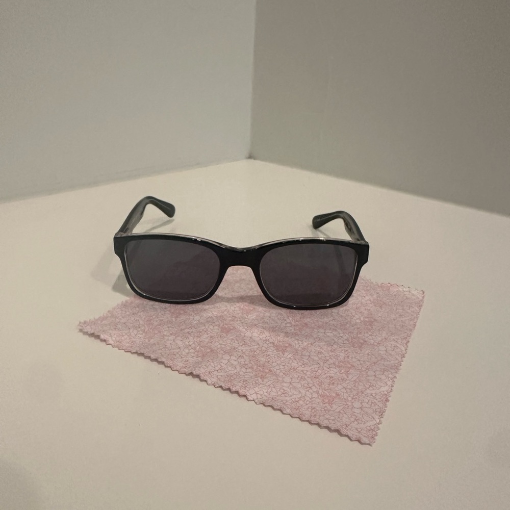 Eye-Q Stylish Black Sunglasses